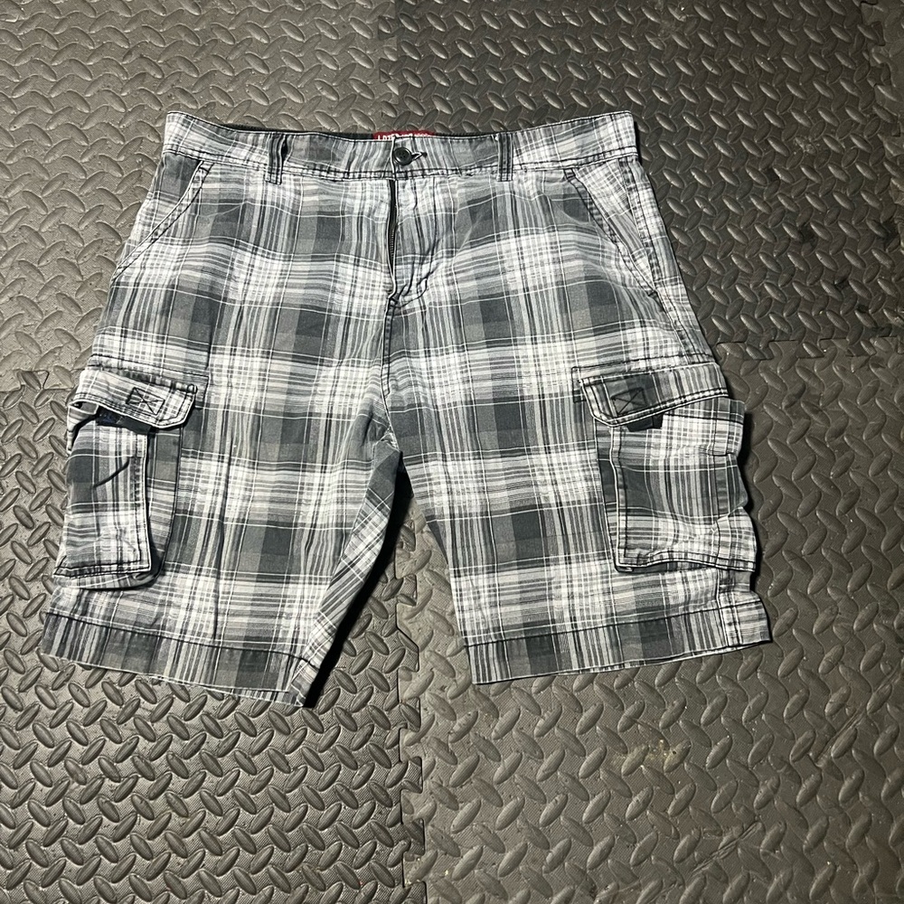 Gray and White Cargo Shorts with Lightweight Comfort